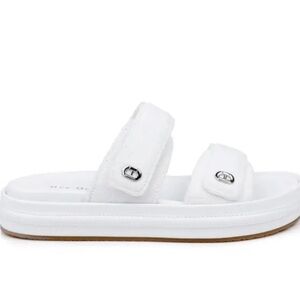 Dee Ocleppo NWOT Finland White Double Strap Sandal Slides